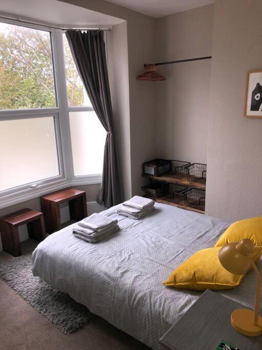 Charming, Bright, Hilltop Apartment. Hastings Exteriör bild